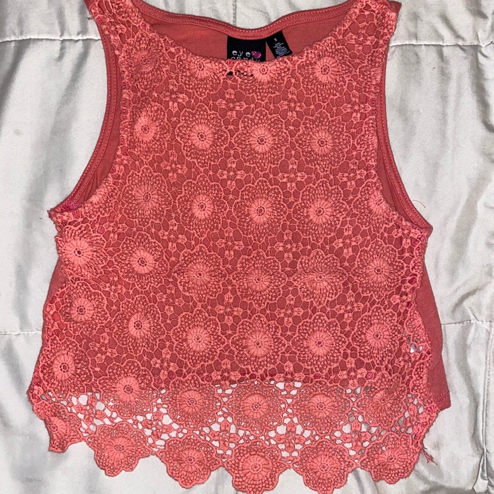 Crochet detail tank top